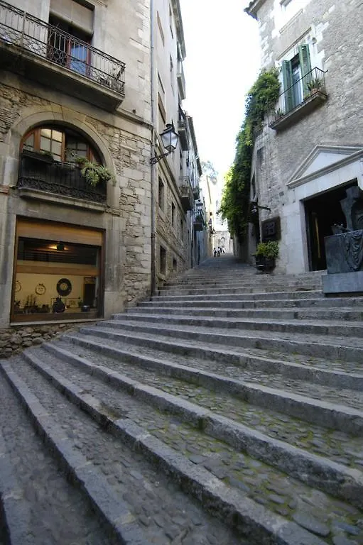 Pricosa Apart For Cyclists & Travellers Girona Spain